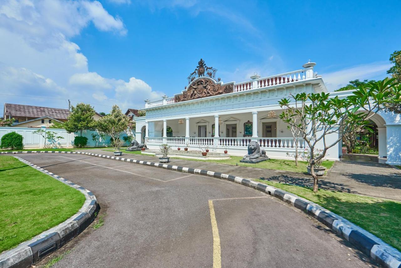 Tirtodipuran Hotel By Natts Hospitality Indonesia Yogyakarta Extérieur photo