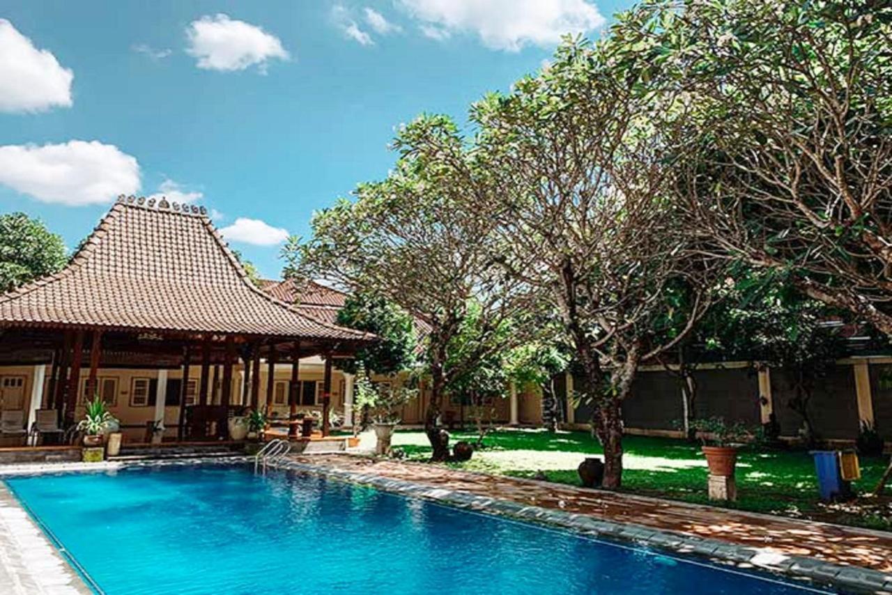 Tirtodipuran Hotel By Natts Hospitality Indonesia Yogyakarta Extérieur photo