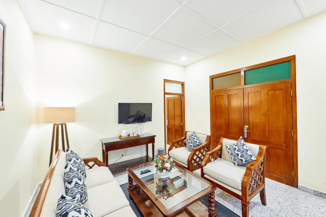 Tirtodipuran Hotel By Natts Hospitality Indonesia Yogyakarta Extérieur photo